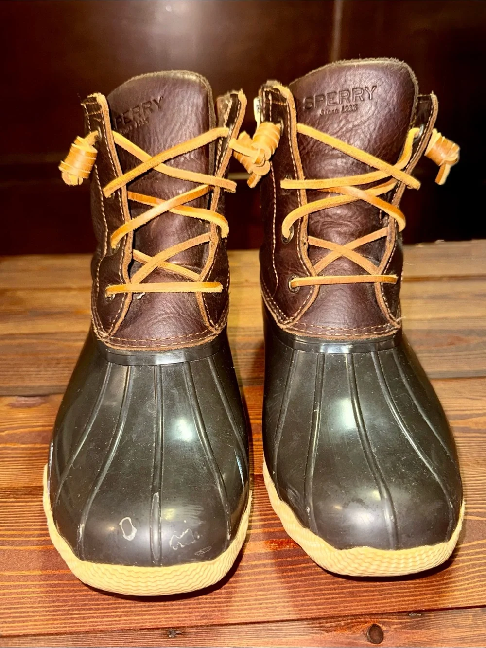 Women’s SPERRY Saltwater Brown Leather Waterproof Duck Boots | Size: 9